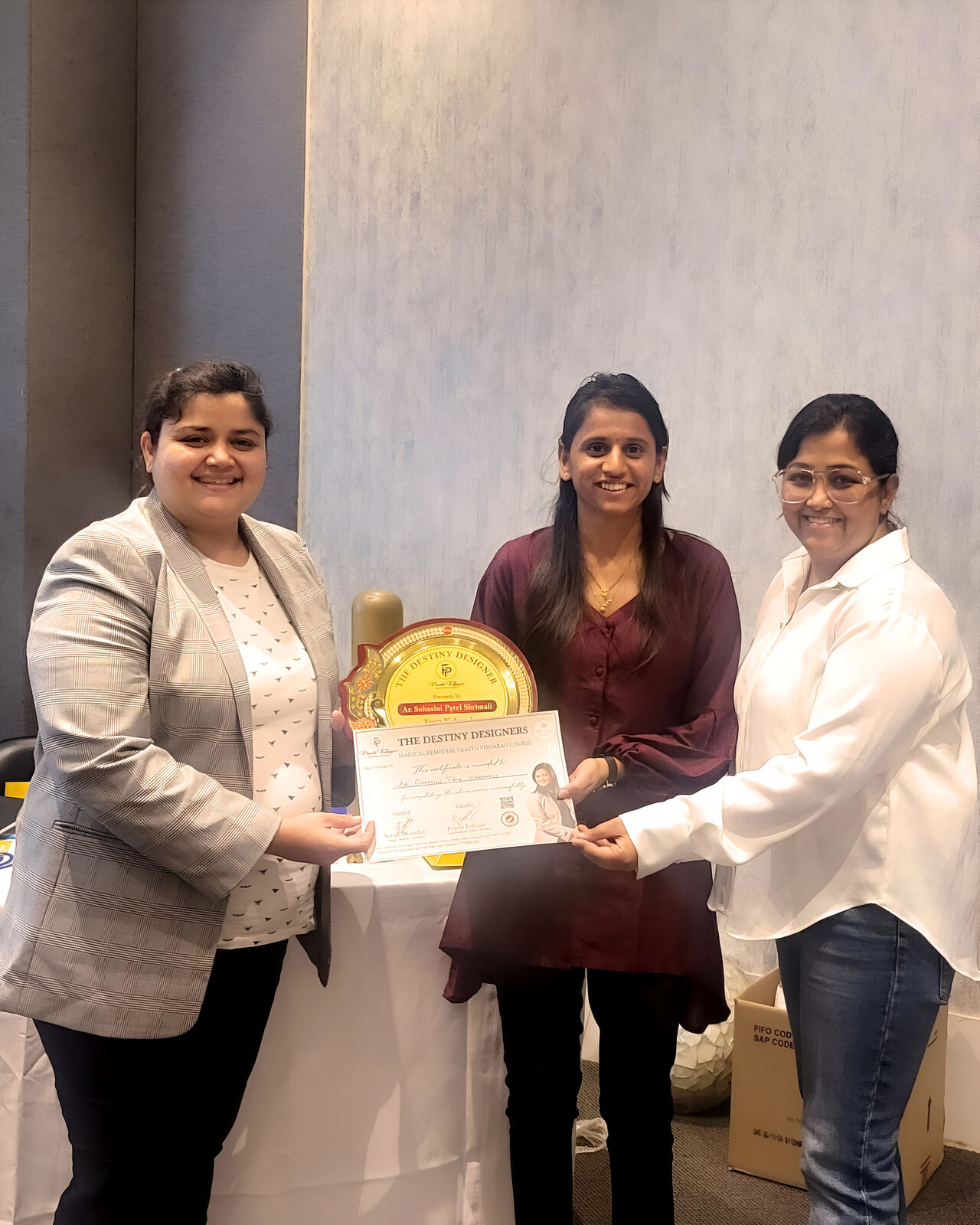 Prachi Fulfagar with awarded Vastu course graduates